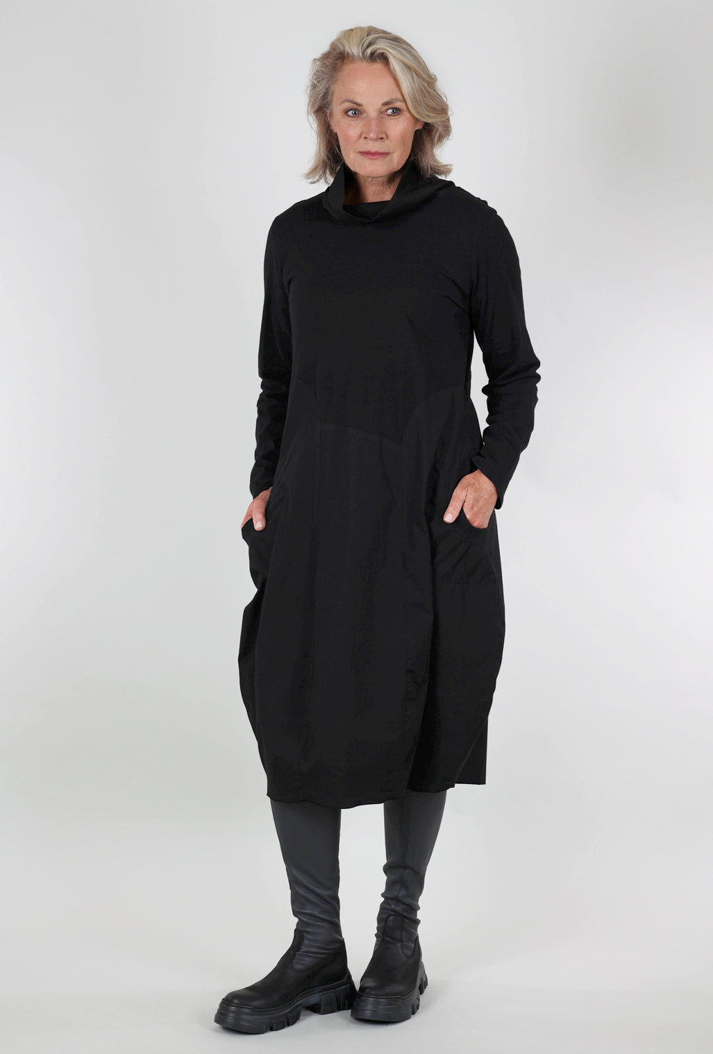 Fenini Contrast-Collar Dress, Black 