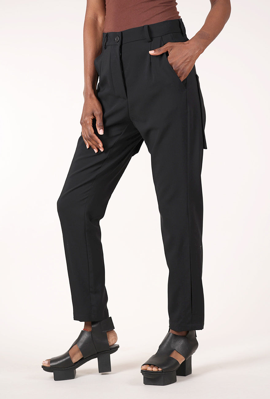 Rundholz Slit Accent Slim Trouser, Black 