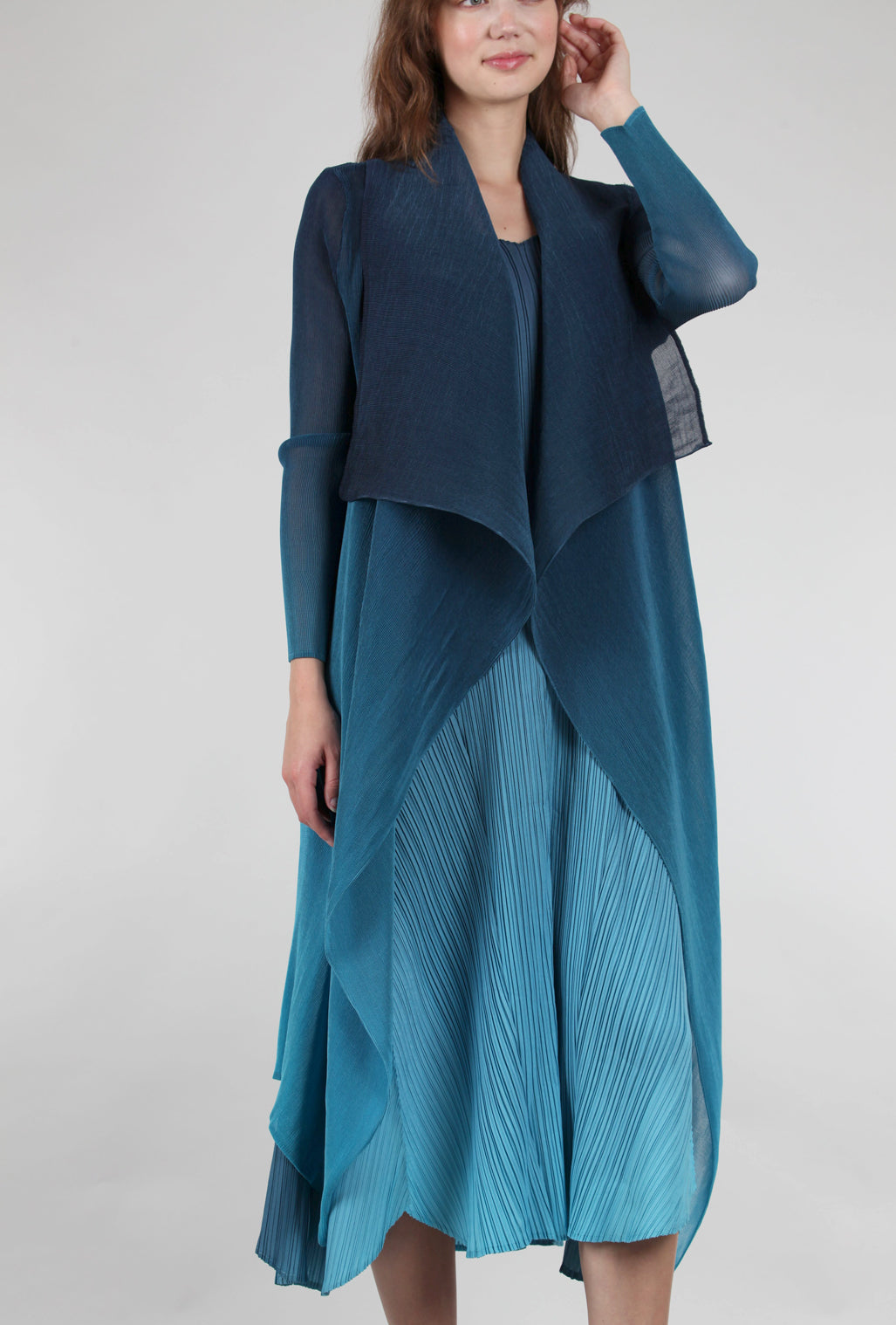 Alquema Collare Coat, Indigo to Aqua One Size Indigo