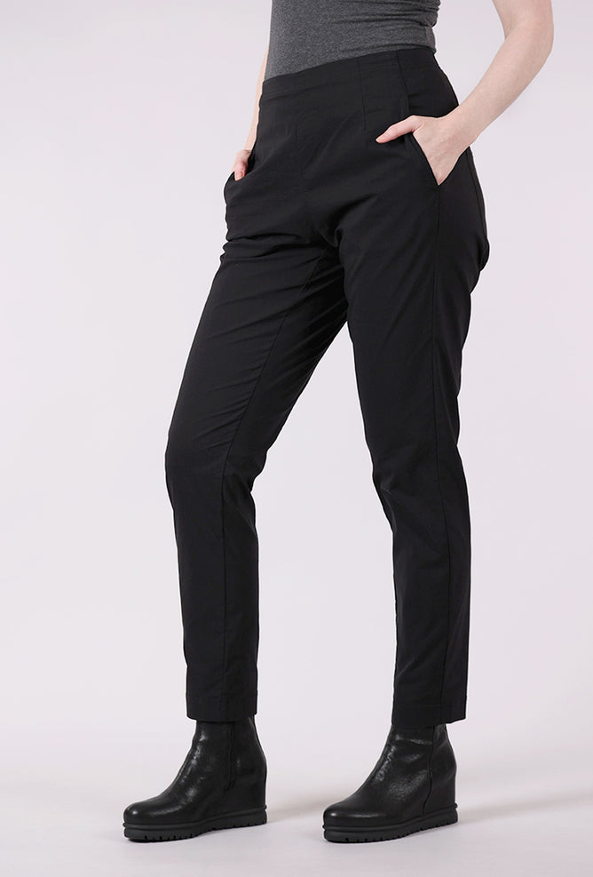 Rundholz Cotton-Linen Taper Trouser, Black 