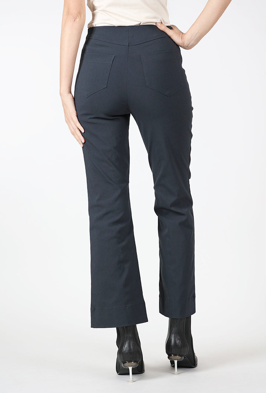Barclay Pant, Storm