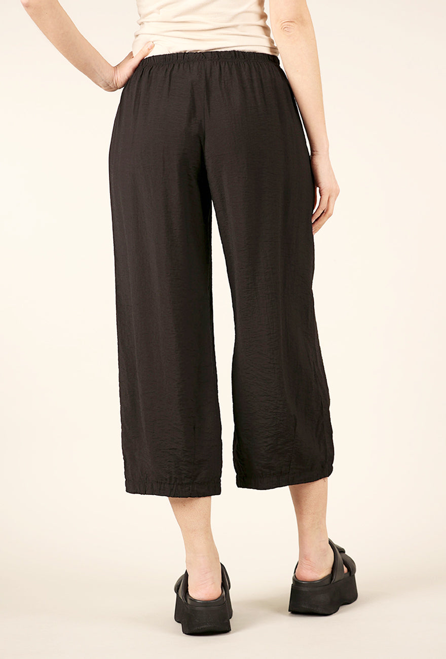 Cut Loose Parachute Darted Cropped Pants, Black 
