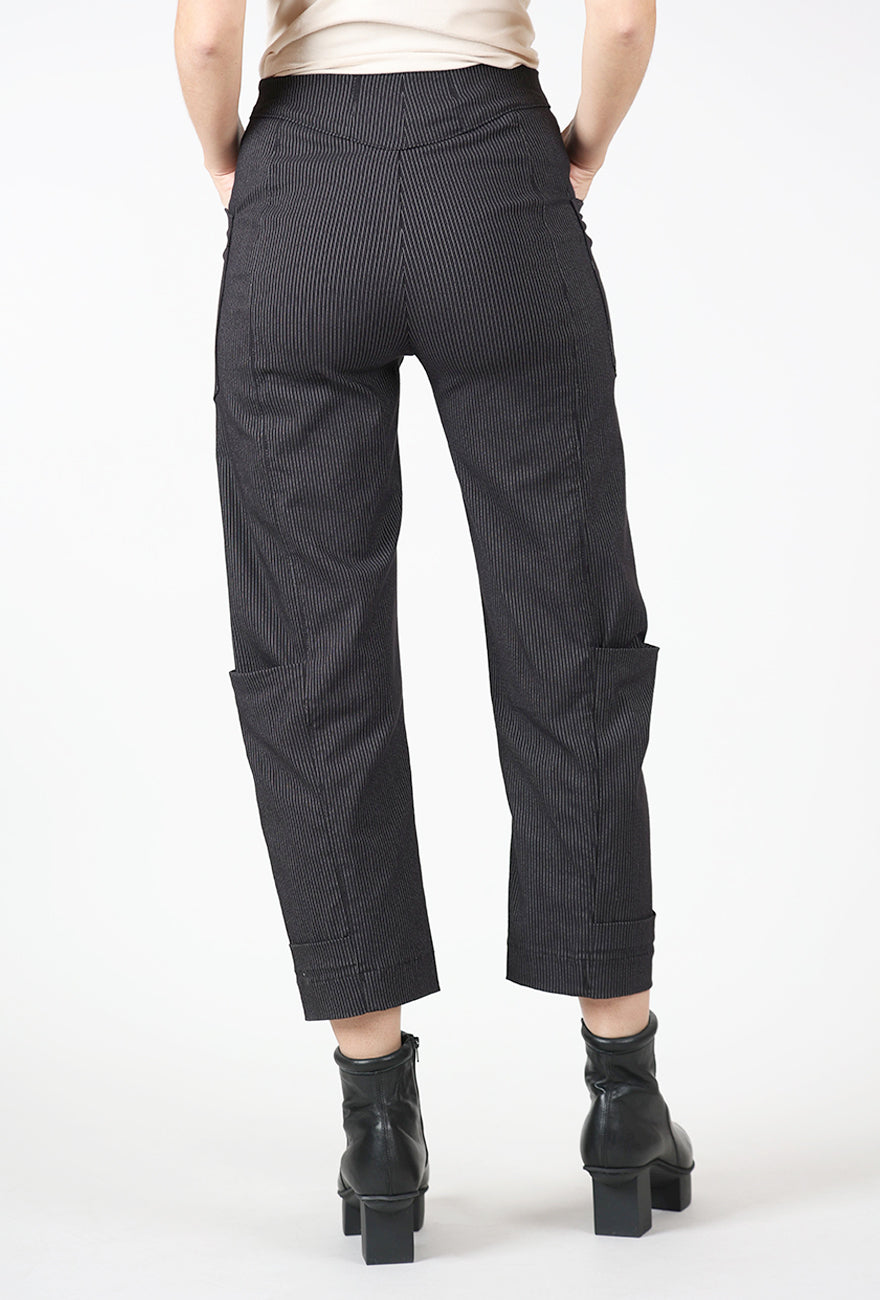 Anton Pant, Black Stripe