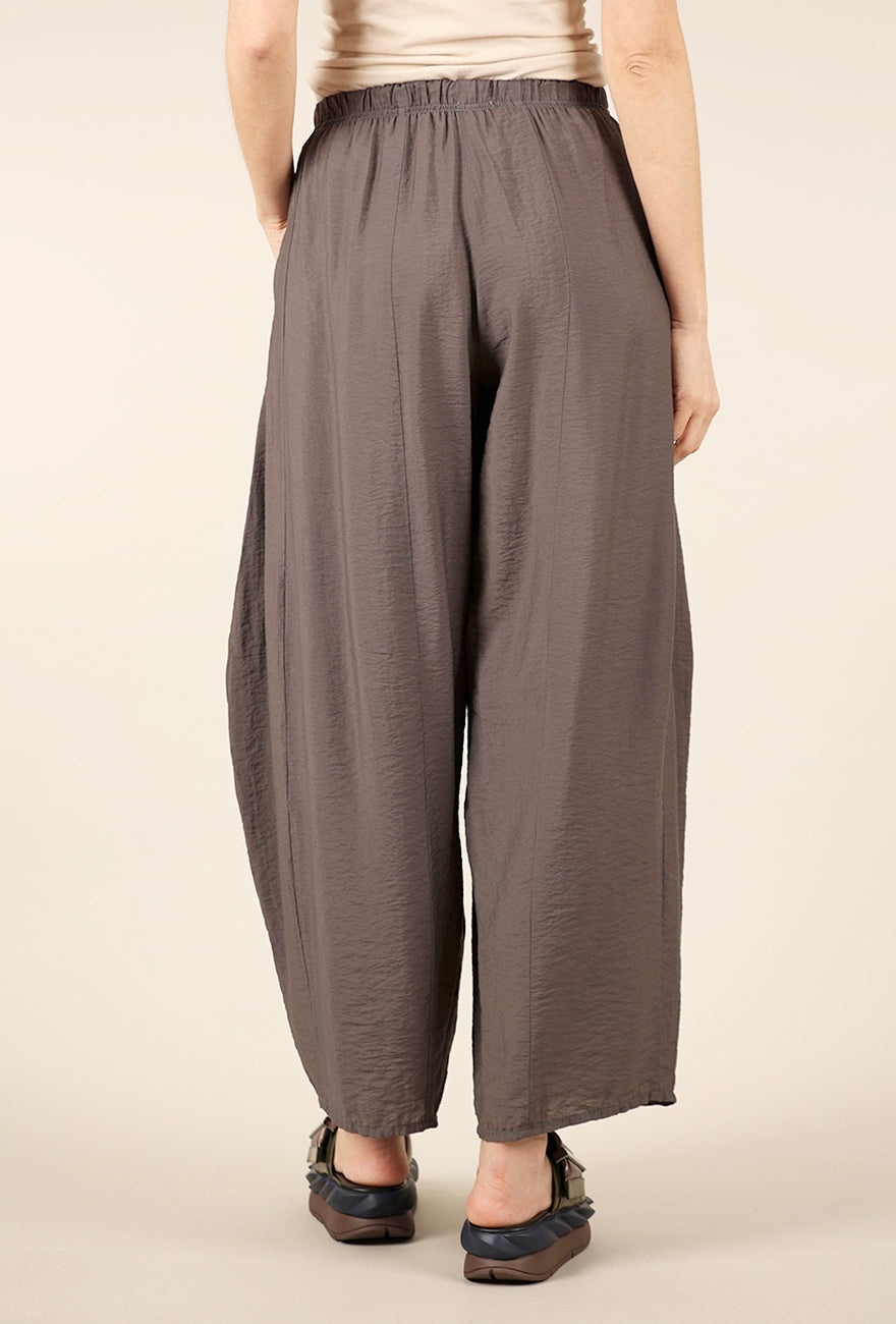 Cut Loose Parachute Panel Lantern Pant, Anthracite 