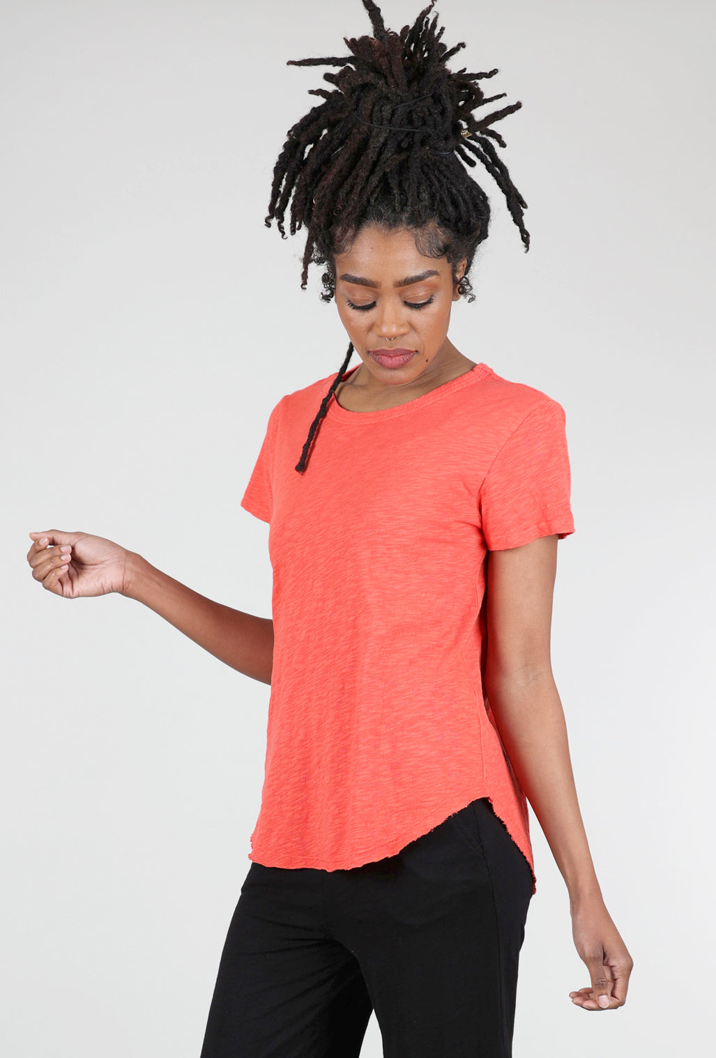 Mododoc Crewneck Curve Hem Tee, Tangerine 