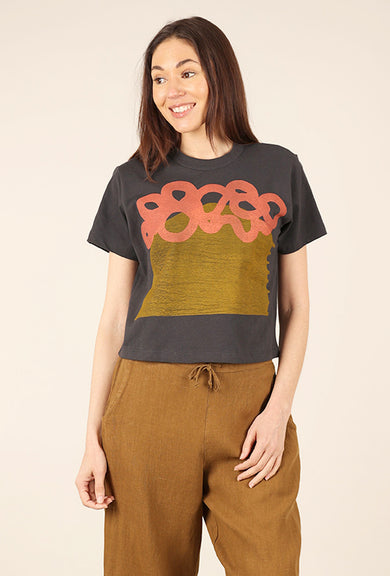 Go To Devil Wander Elaine Tee, Licorice 
