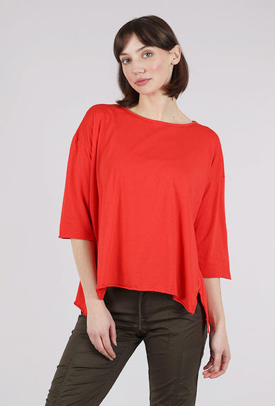 M Square Curved Seaming Tee, Red 