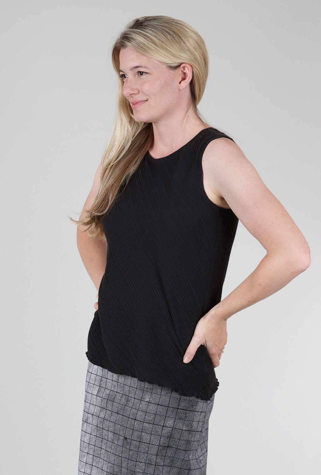 Fenini Micropleat Tank, Black 