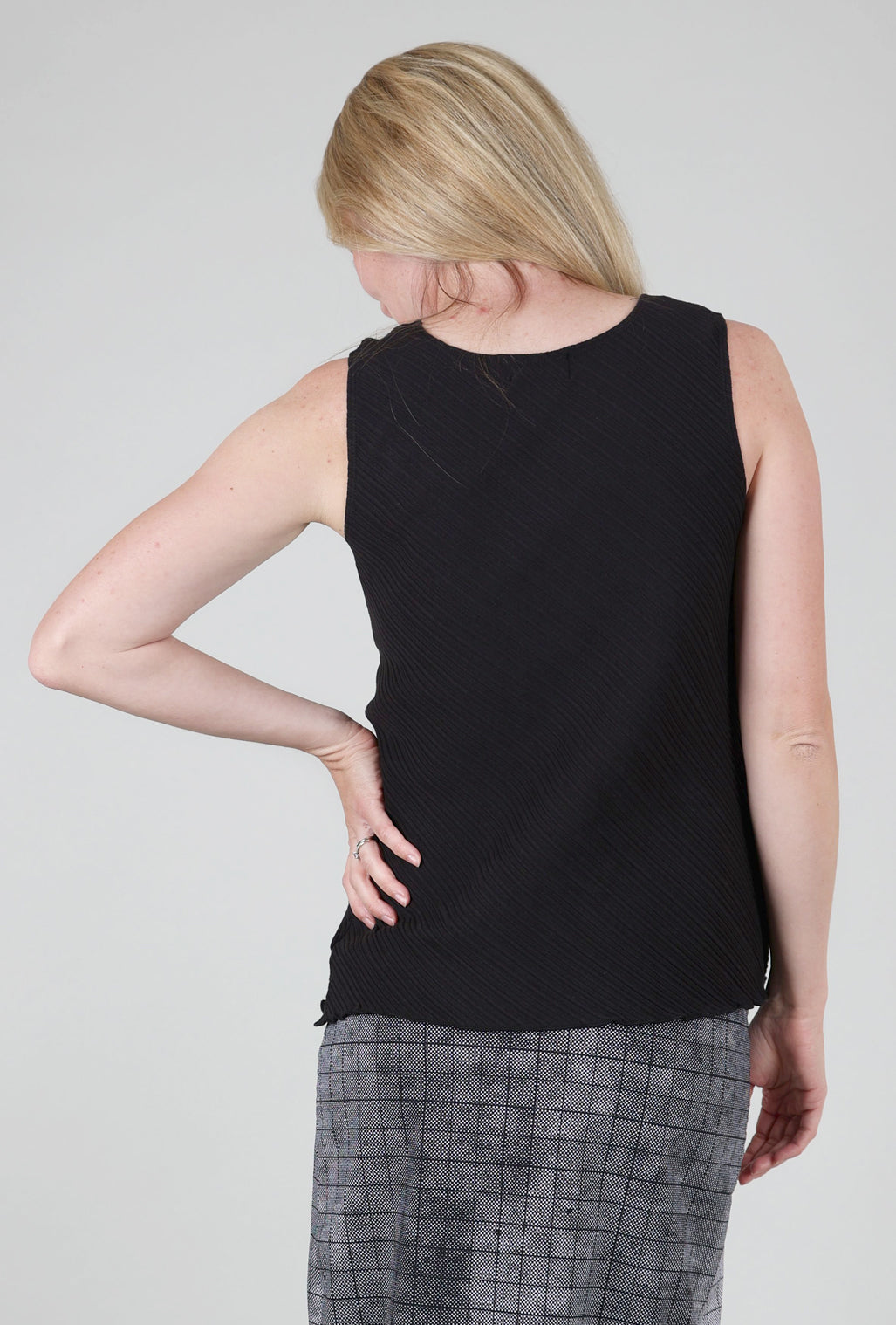 Fenini Micropleat Tank, Black 