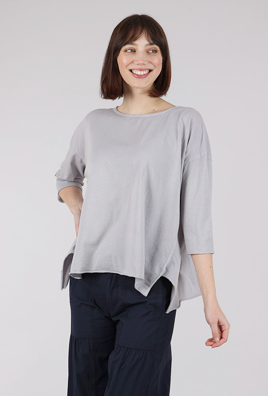 M Square Curved Seaming Tee, Gray 