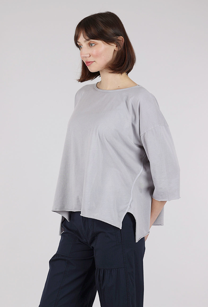 M Square Curved Seaming Tee, Gray 