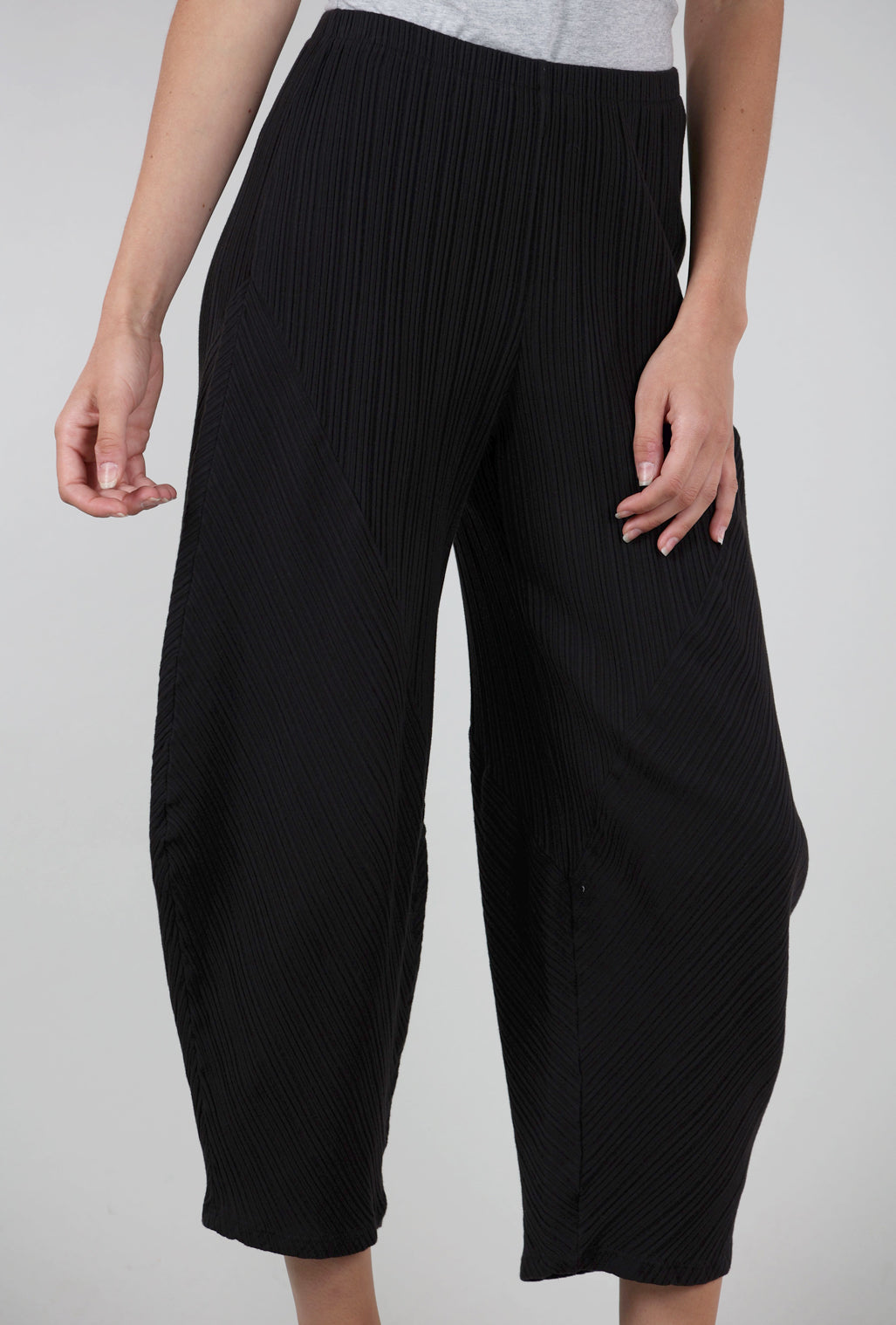 Fenini Micropleat Lantern Pant, Black 