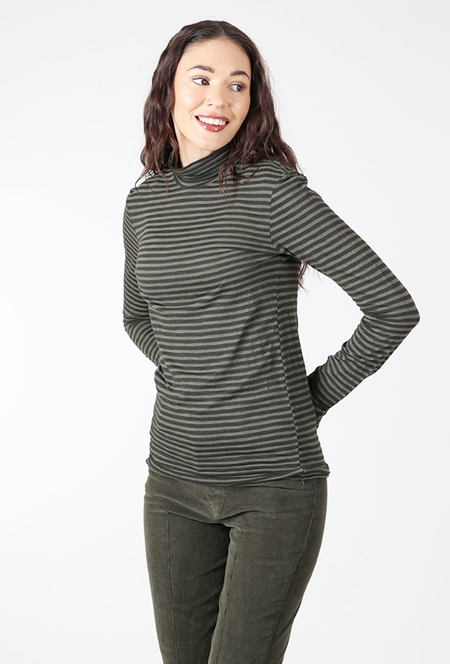 Prairie Underground Outline Tneck, Dark Olive 