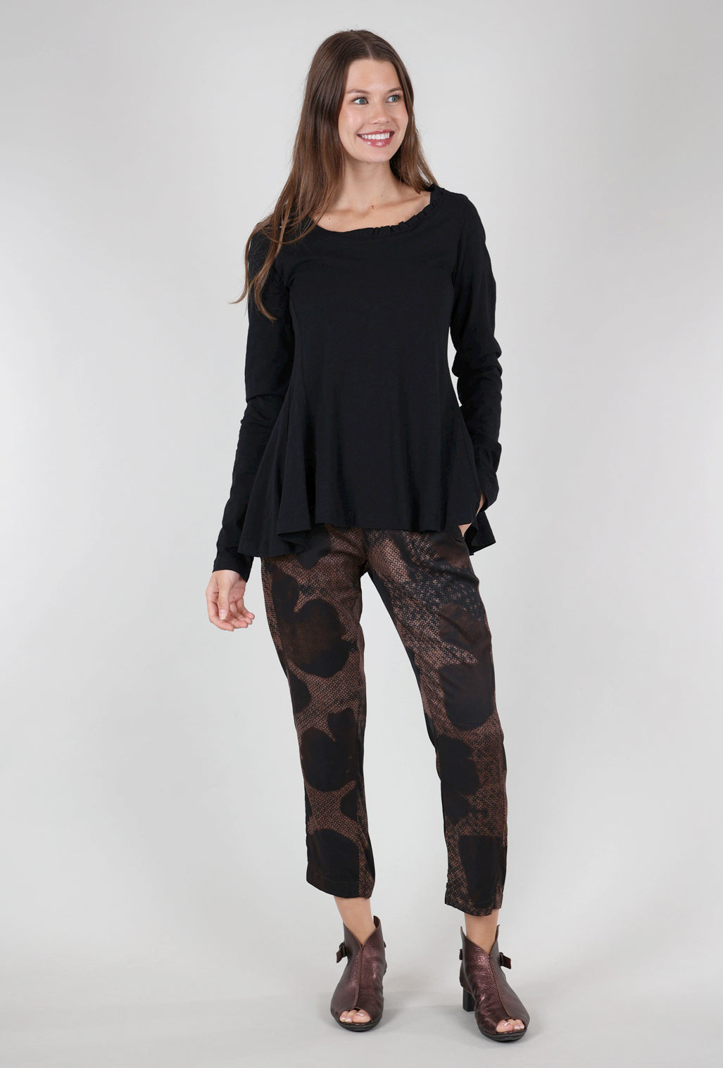 Rundholz Viscose Drape Pant, Cappuccino Flower 