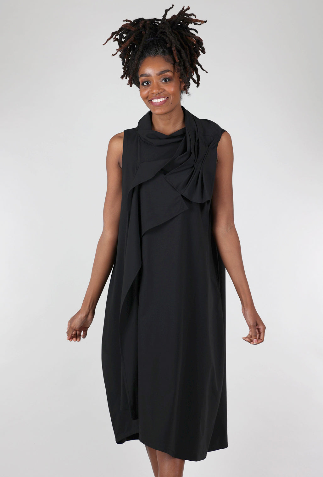 Moyuru Folds and Tucks Dress, Black 