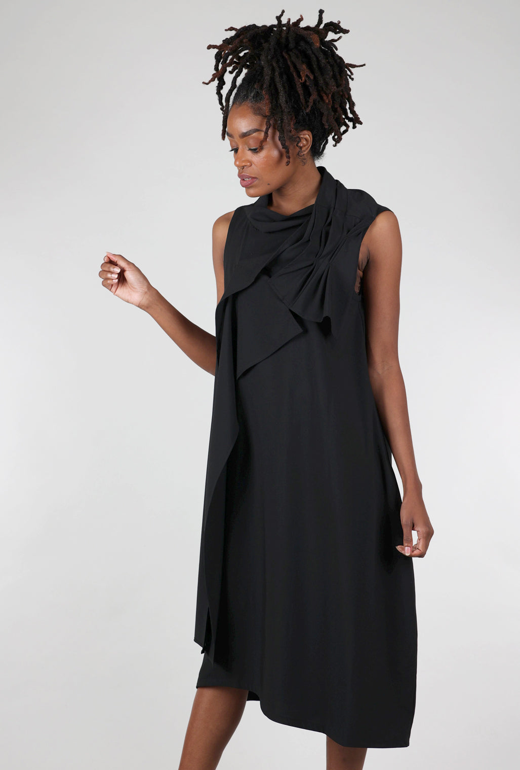 Moyuru Folds and Tucks Dress, Black 