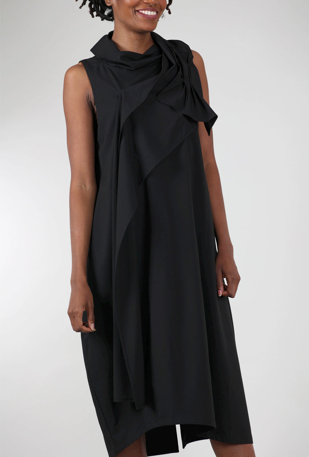 Moyuru Folds and Tucks Dress, Black 