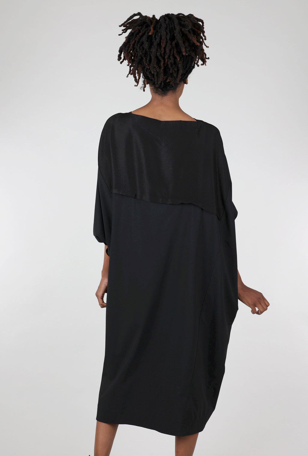 Moyuru Gallerista Dress, Black 