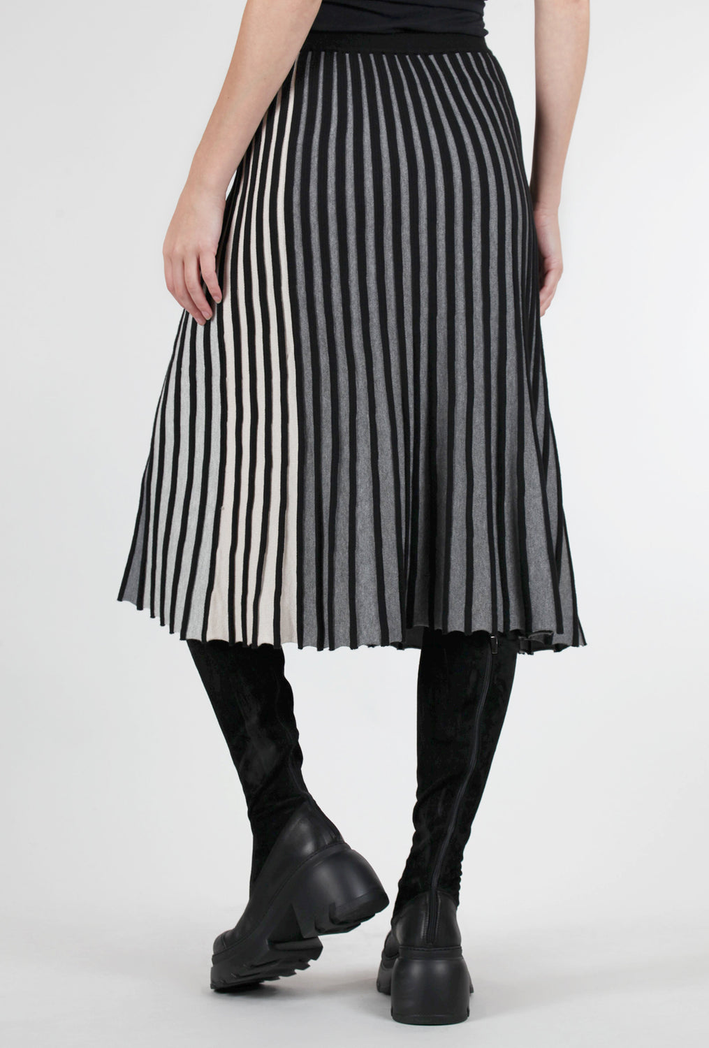 Kerisma Encore Skirt, Gray Multi 