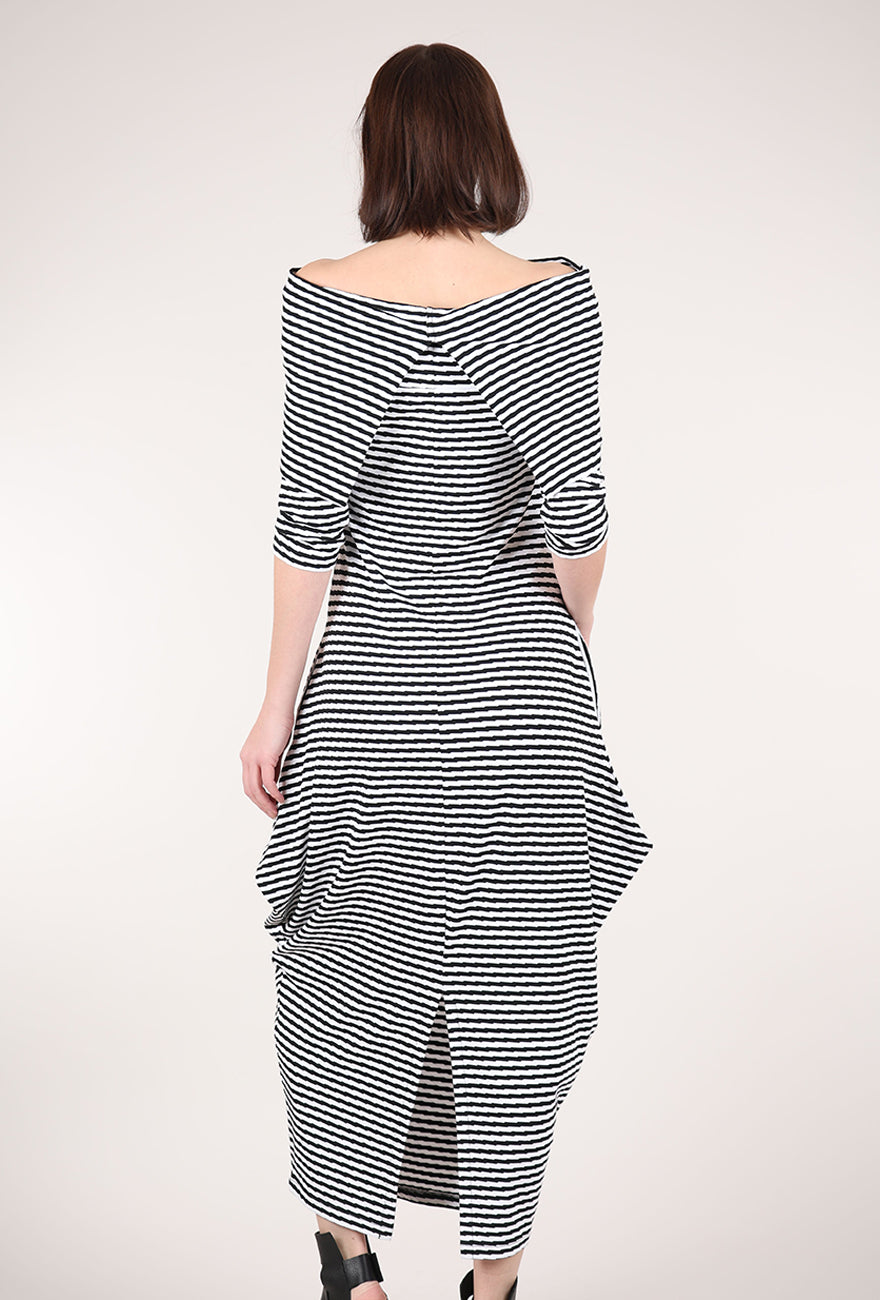 Kozan Jura Dress, Zigzag 