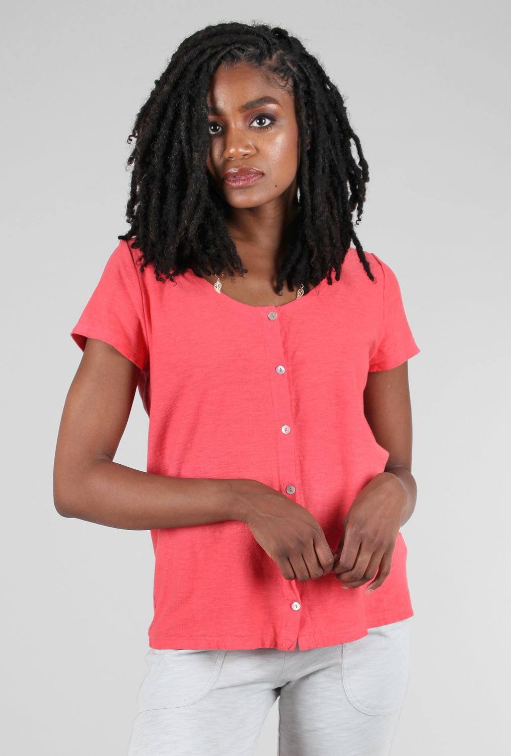 Cut Loose Cotton Linen S/S Button Tee, Harbor Red 