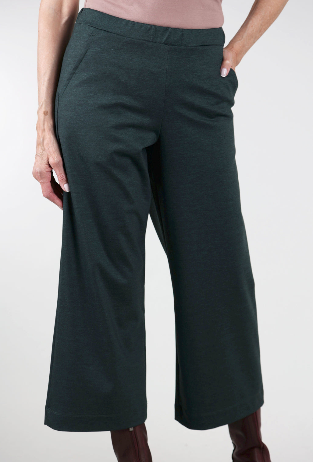 Alembika Ponte Flare Pant, Forest 