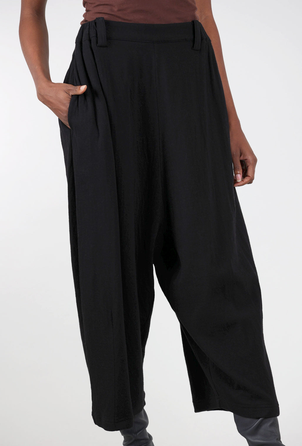 Moyuru Fleece Slouch Pant, Black 