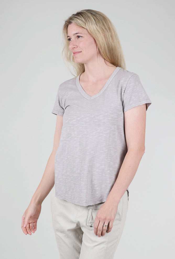 Mododoc Curve Hem Vee Tee, Gray Harbor 