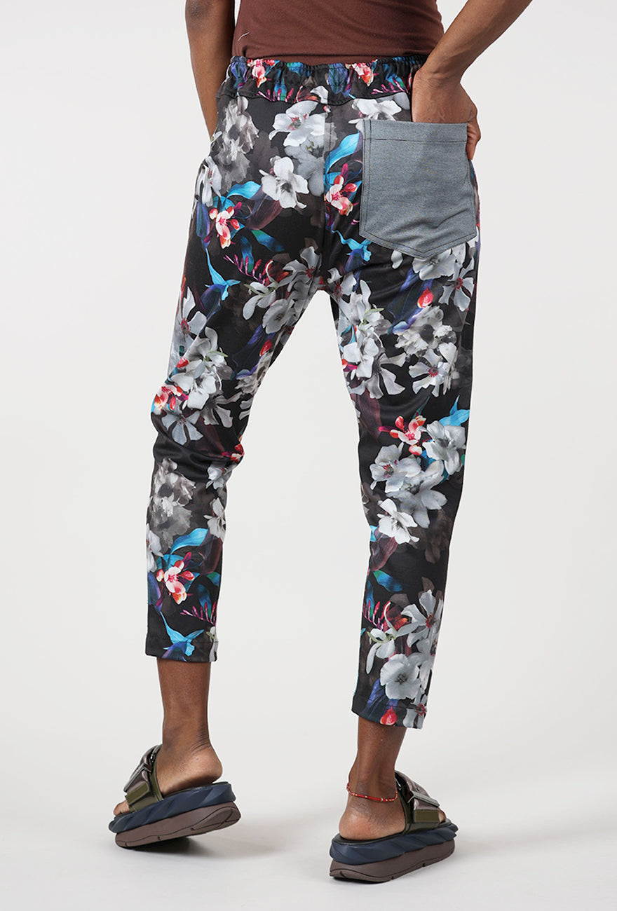 Tulum Pant, Black Floral Angle 3
