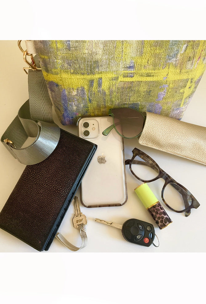 Delisch Crossbody Bag, Lemon/Pewter – Evie Lou