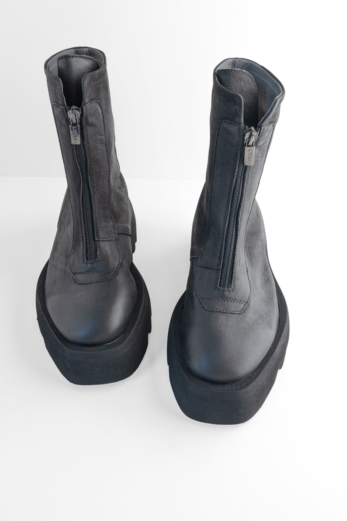 Lofina Almond Toe Short Zip Boot, Black 