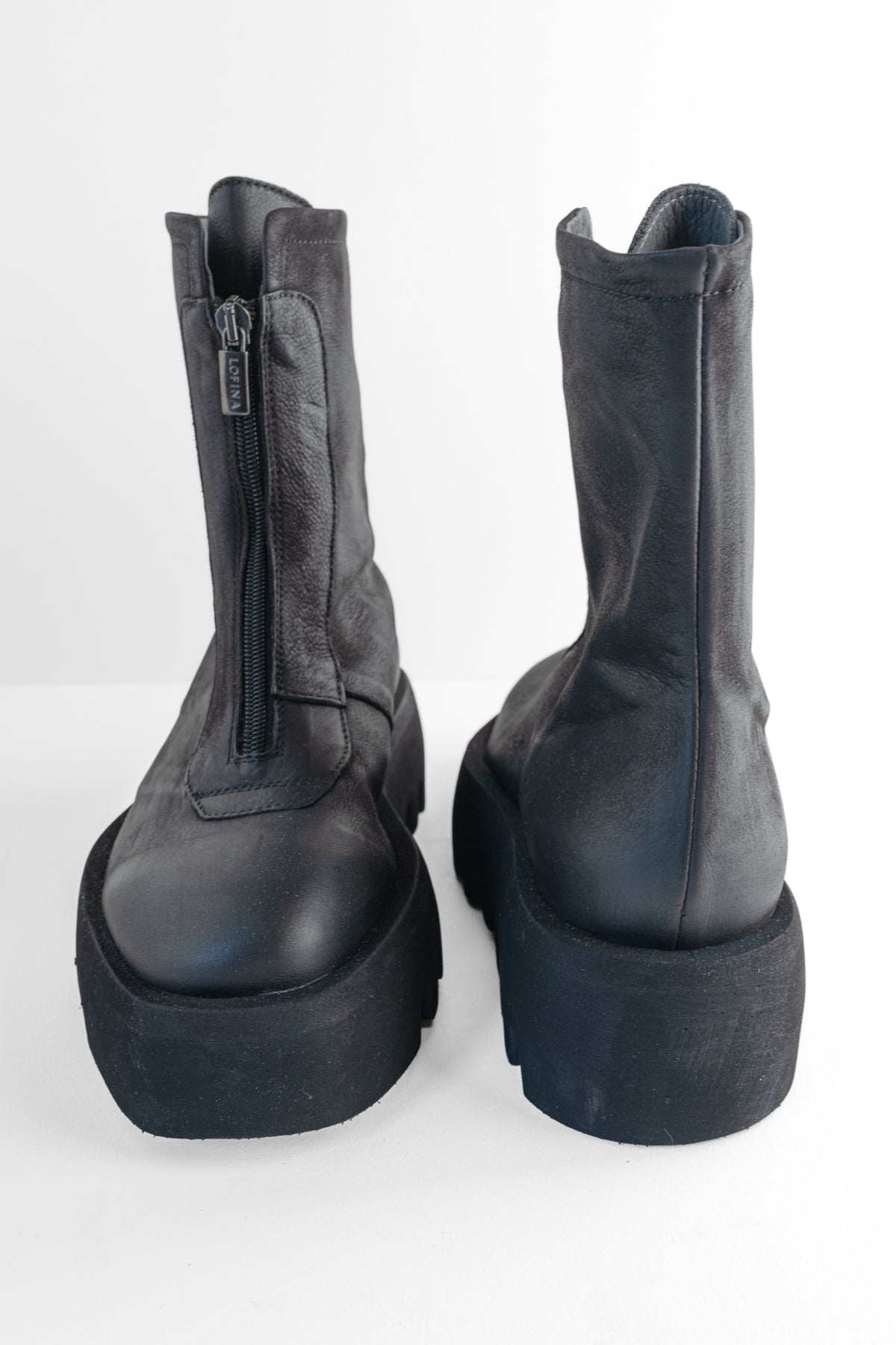 Lofina Almond Toe Short Zip Boot, Black 