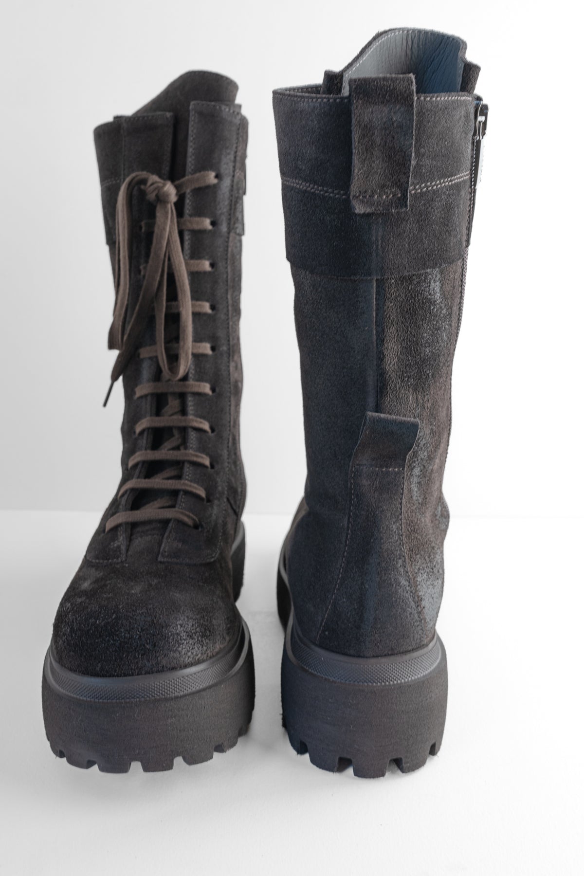 Lofina Lace Up Suede Platform Boot, Londra 
