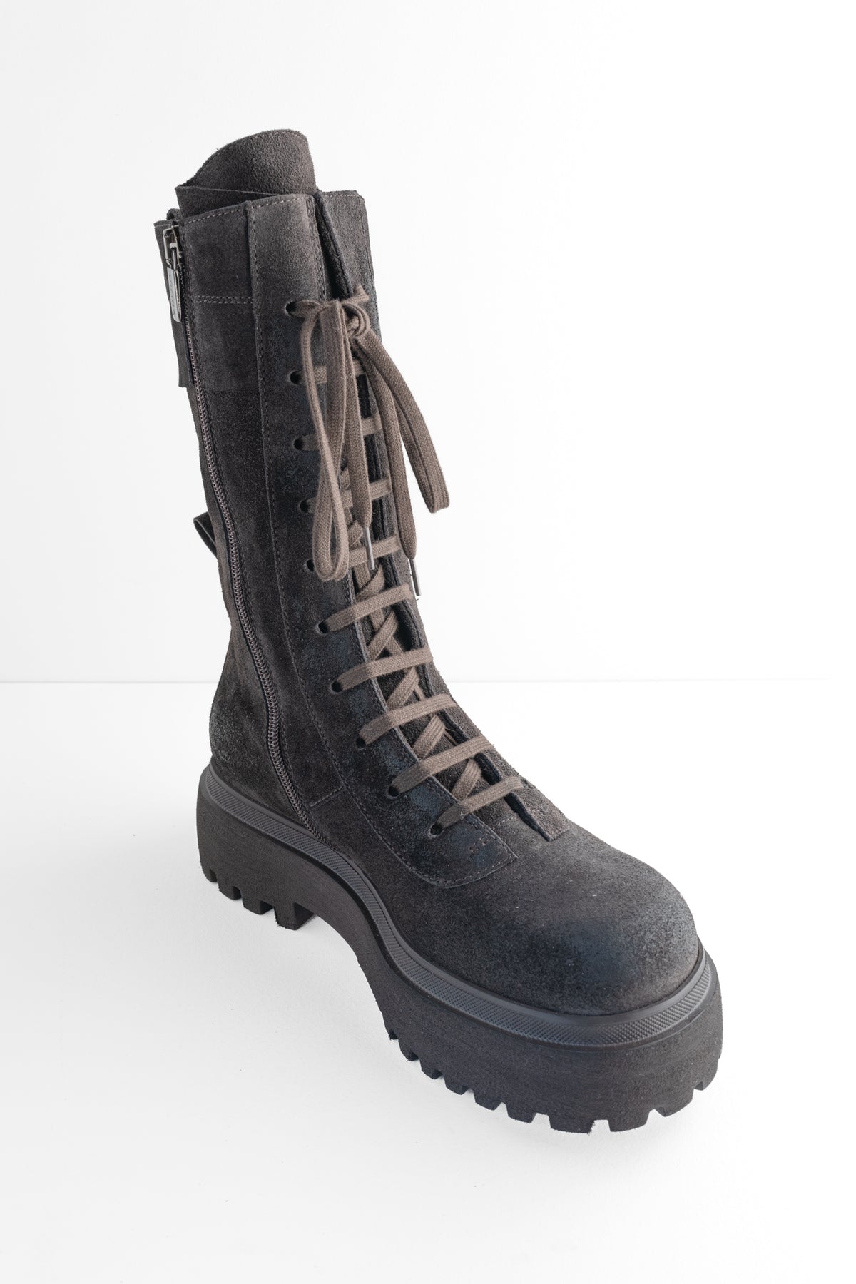 Lofina Lace Up Suede Platform Boot, Londra 