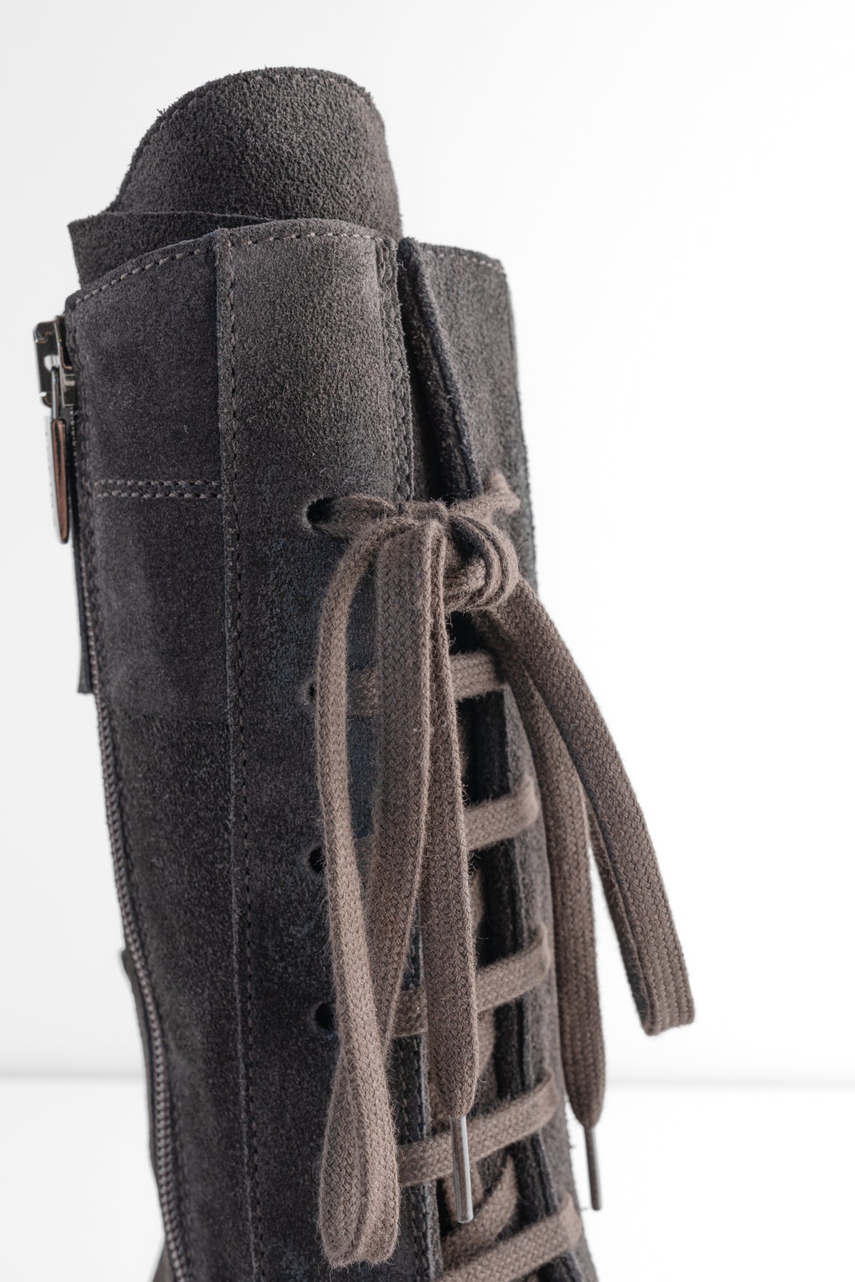 Lofina Lace Up Suede Platform Boot, Londra 