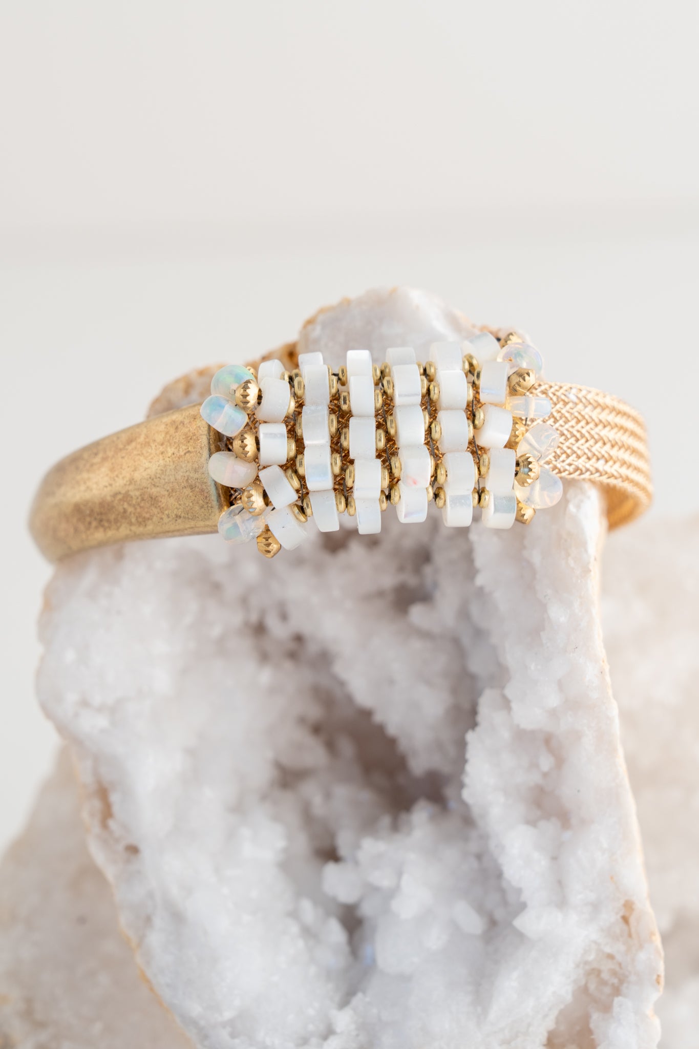 Martell Studio Mother of Pearl/Opal Gold Mesh Bracelet 