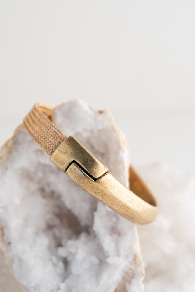 Martell Studio Mother of Pearl/Opal Gold Mesh Bracelet 