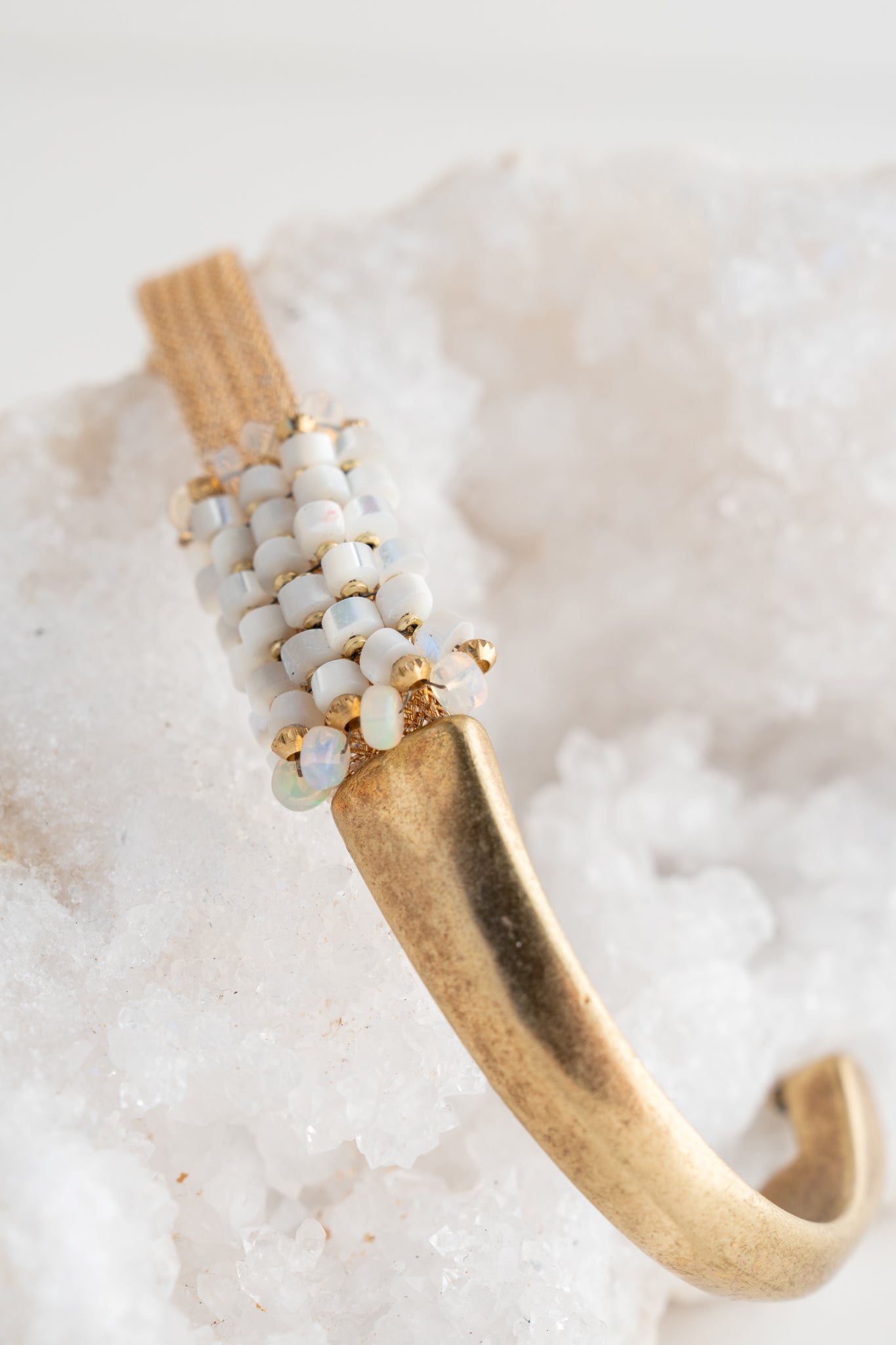 Martell Studio Mother of Pearl/Opal Gold Mesh Bracelet 