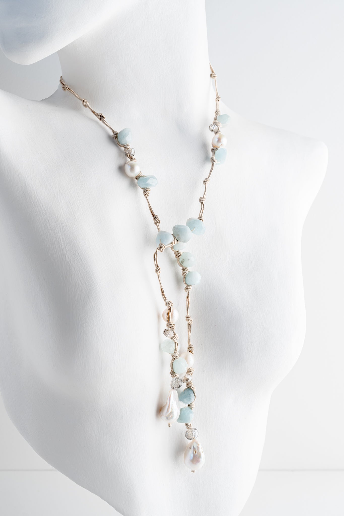 Mela Anna Pearl Necklace 