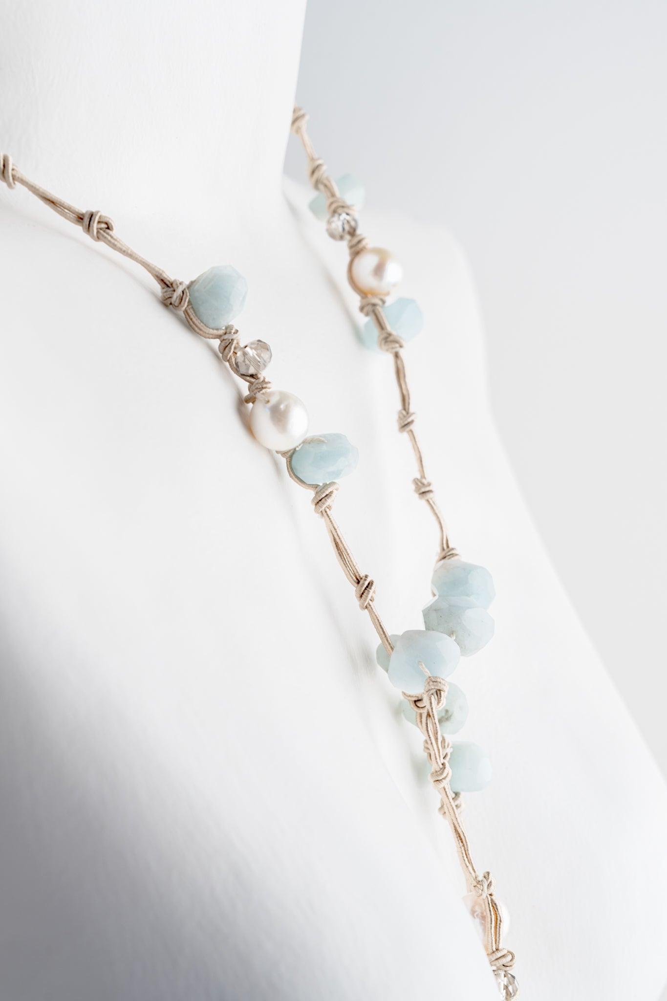 Mela Anna Pearl Necklace 