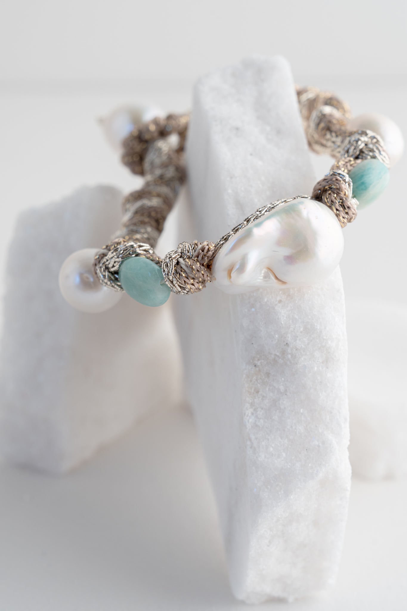 Mela Lily Pearl Bracelet 