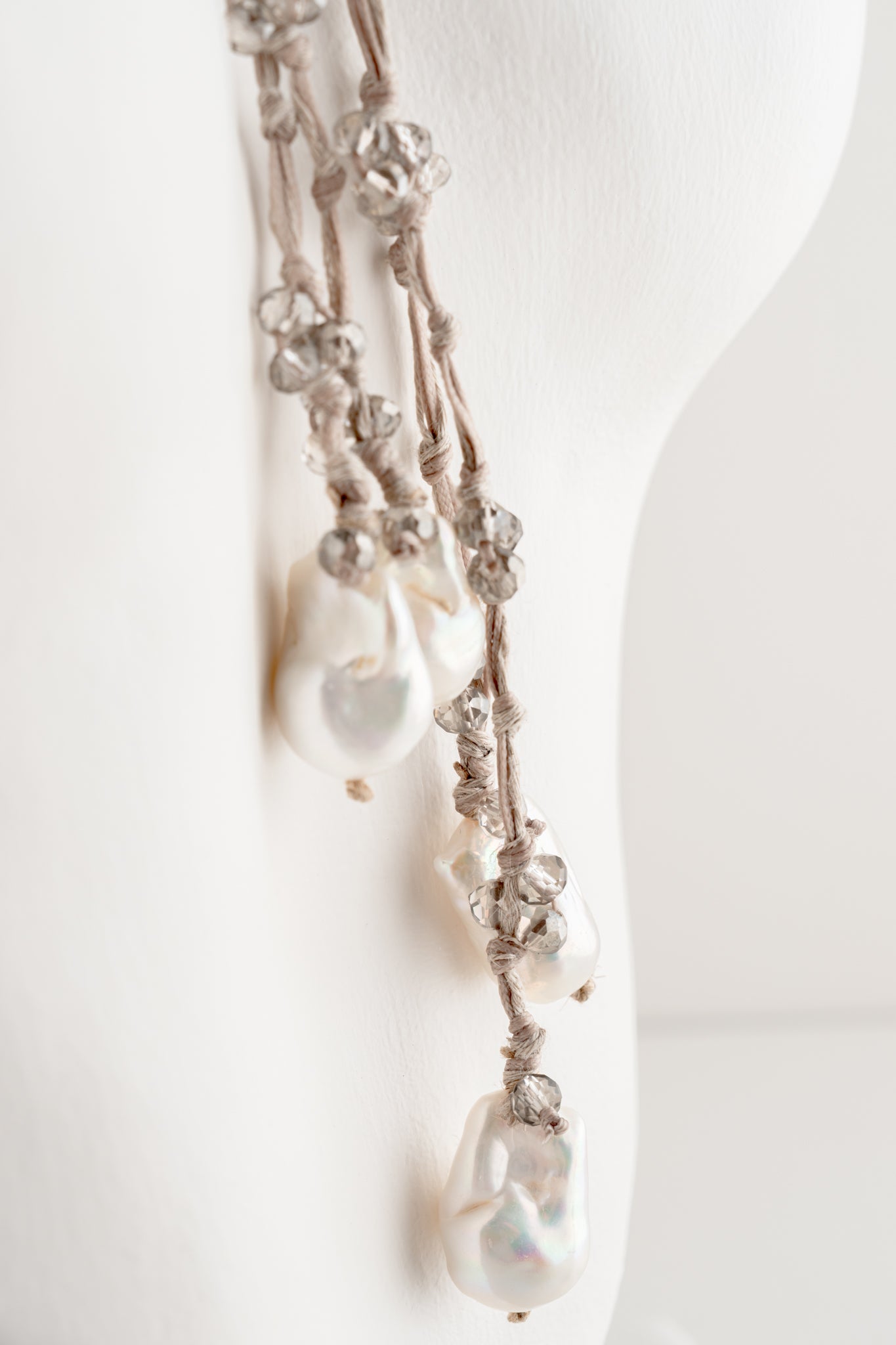 Mela Linen Moody Grays Pearl Necklace 
