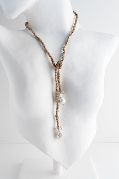 Mela Linen and Pearl Necklace 