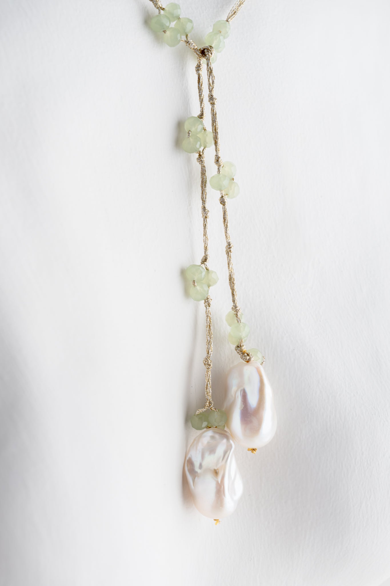 Mela Meryl Pearl Necklace - Sage Green 