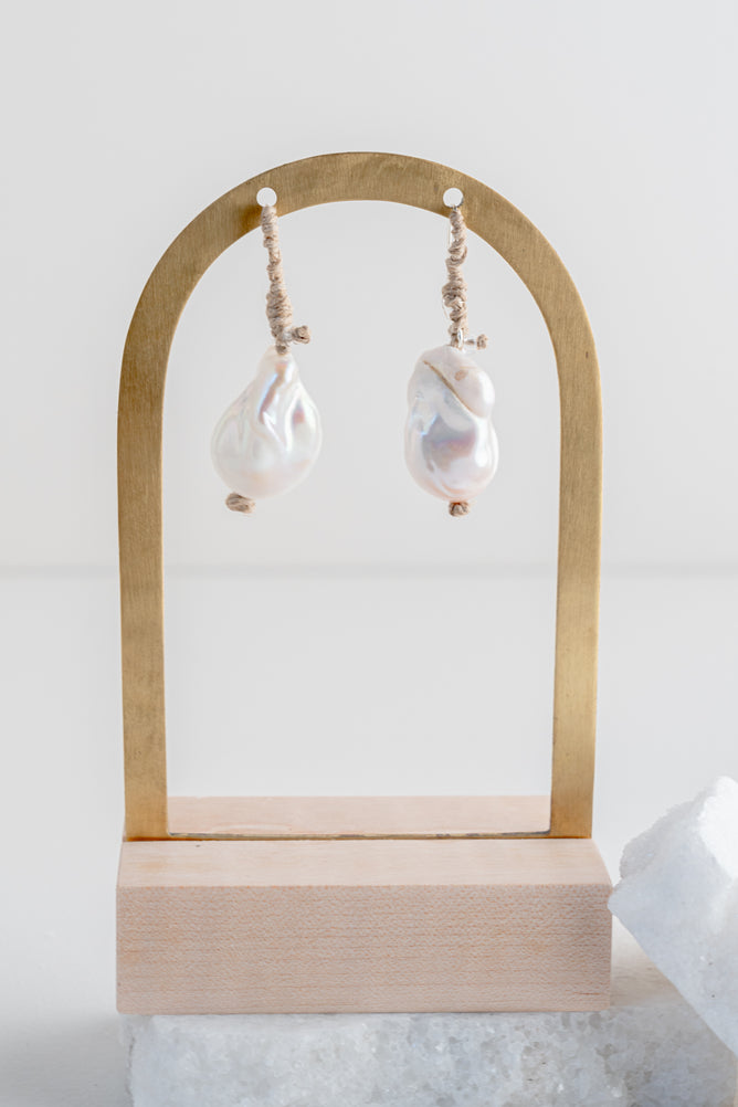Mela Nigel Pearl Earrings 