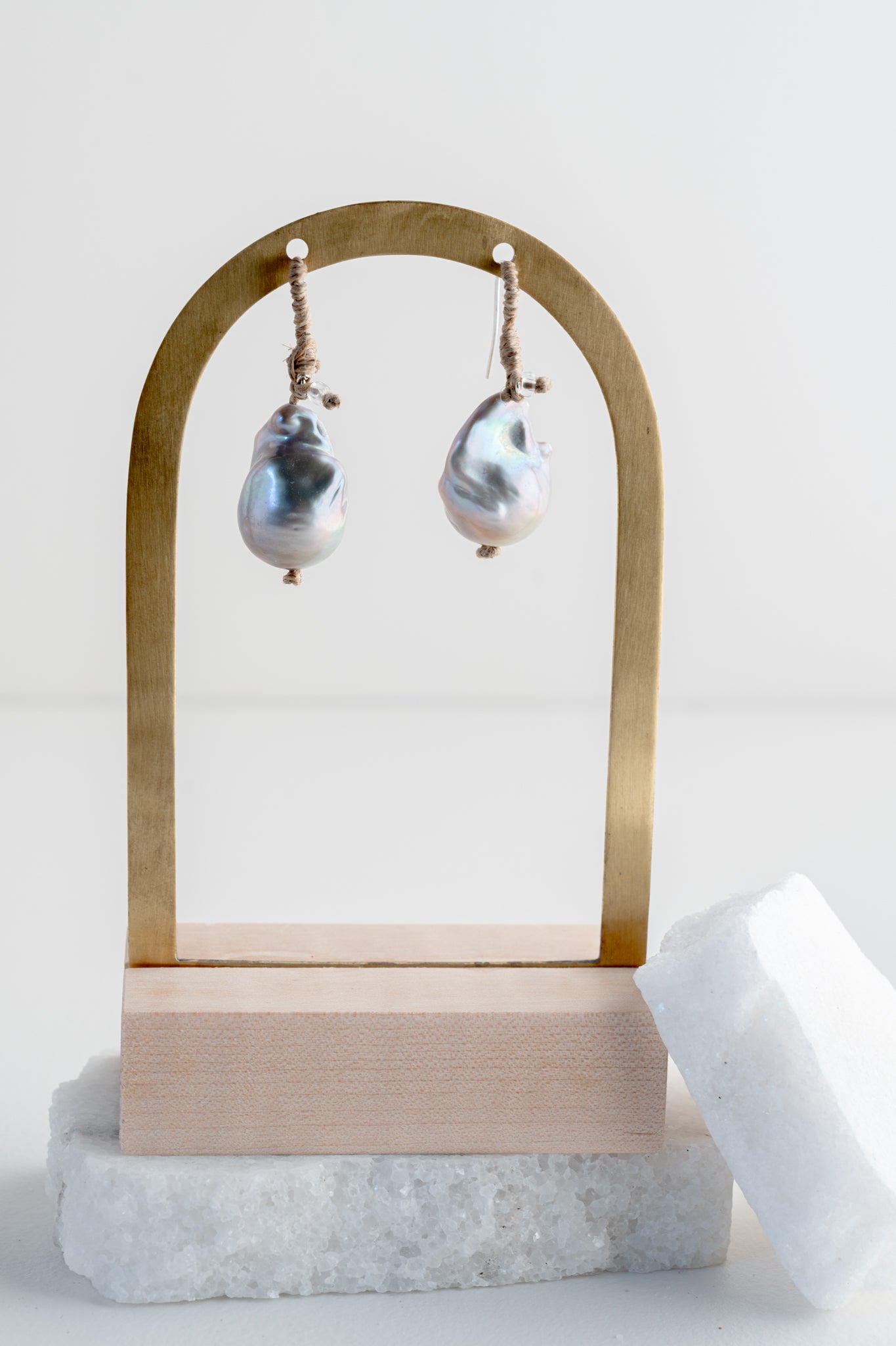 Mela Stanley Pearl Earrings 