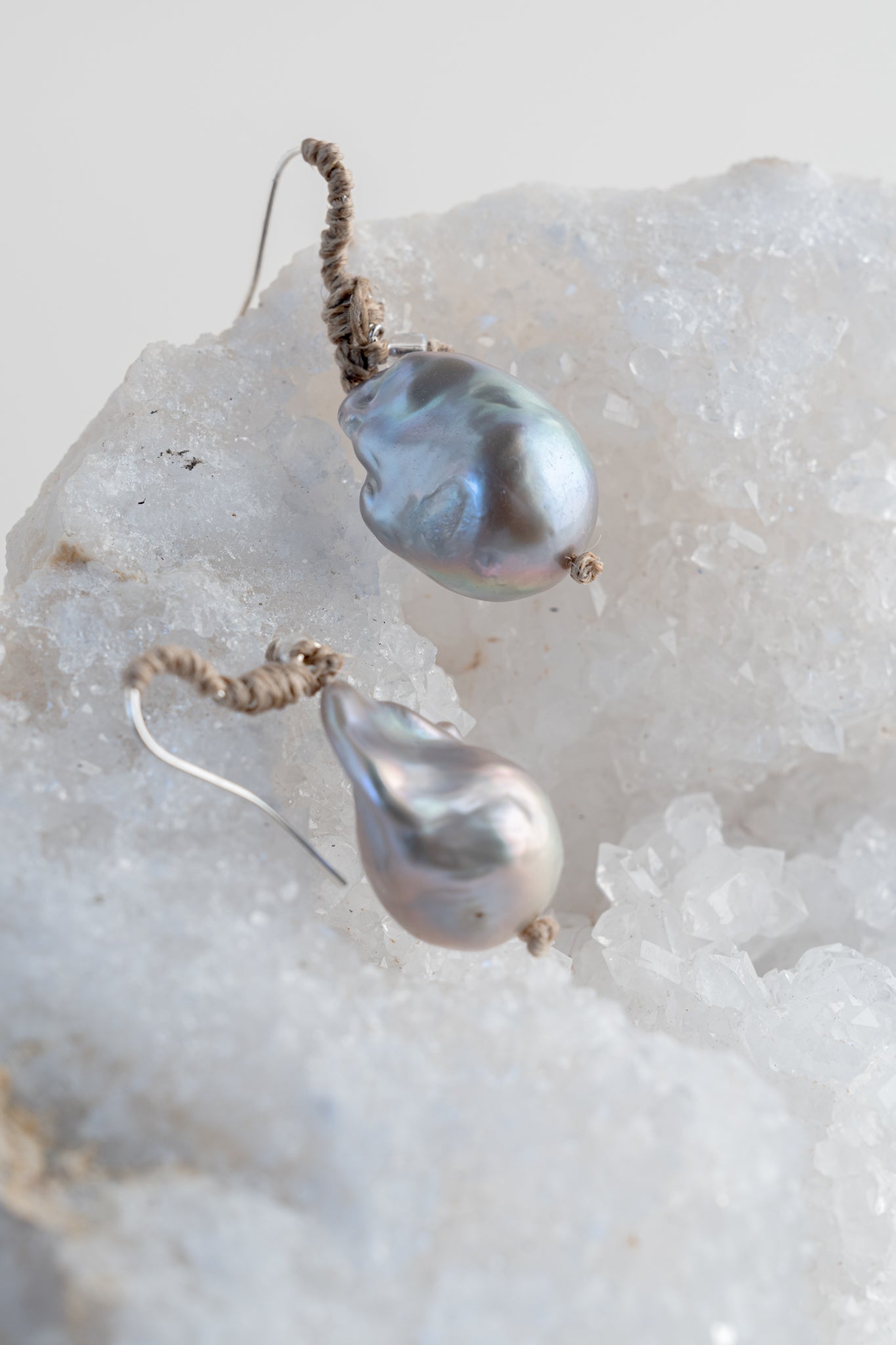Mela Stanley Pearl Earrings 