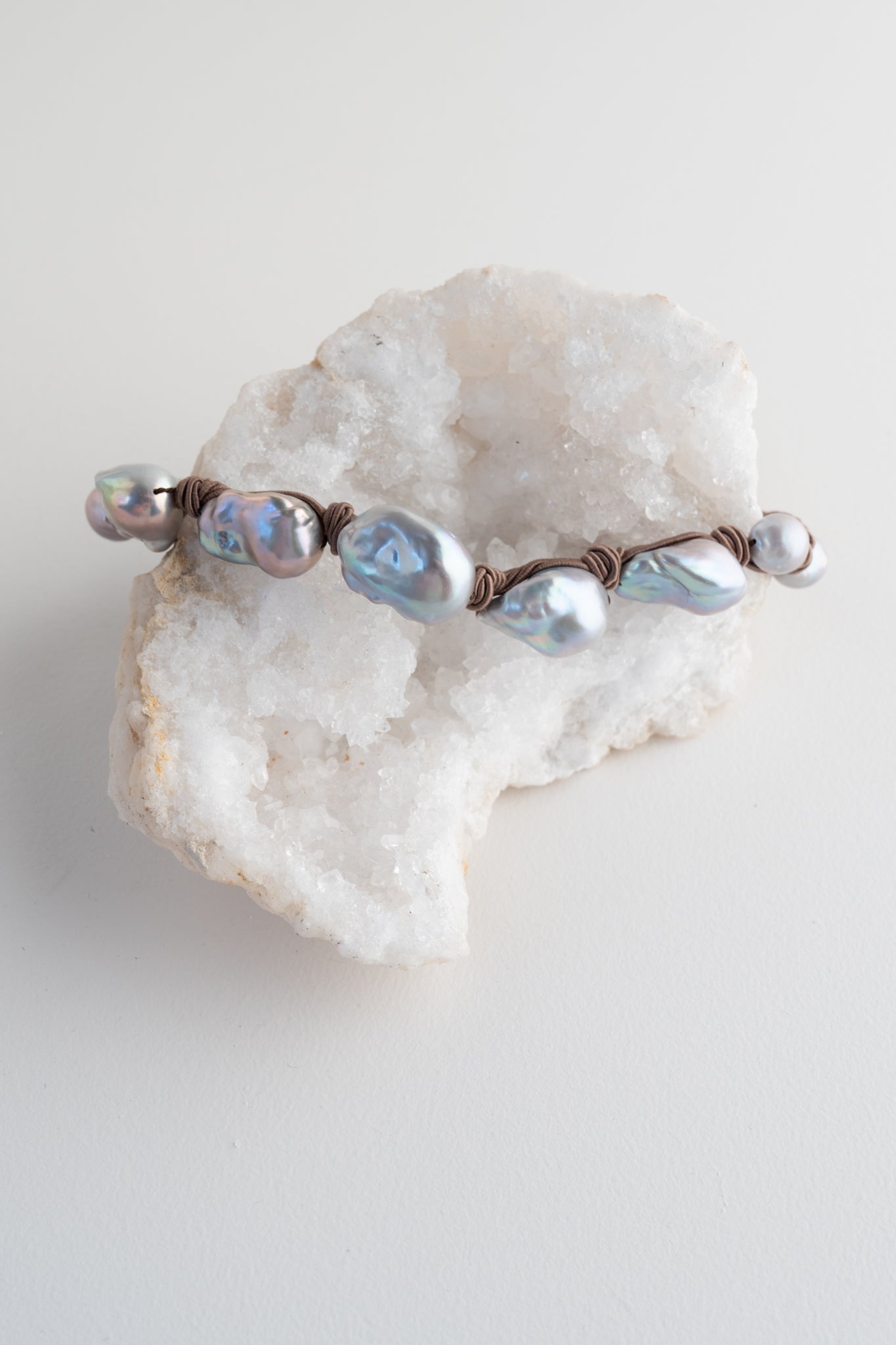 Mela Trullo Caffe Pearl Necklace 
