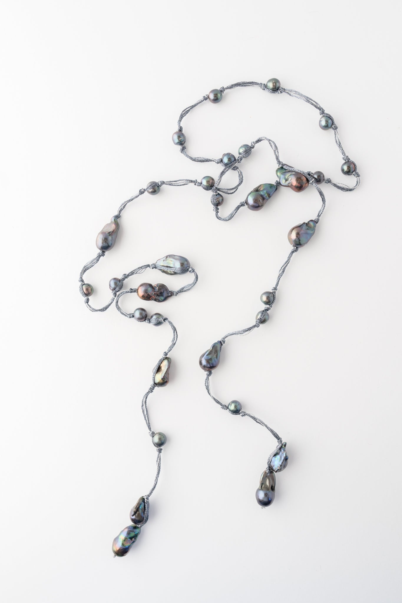 Mela Terra Pearl Necklace, Black/Gold 