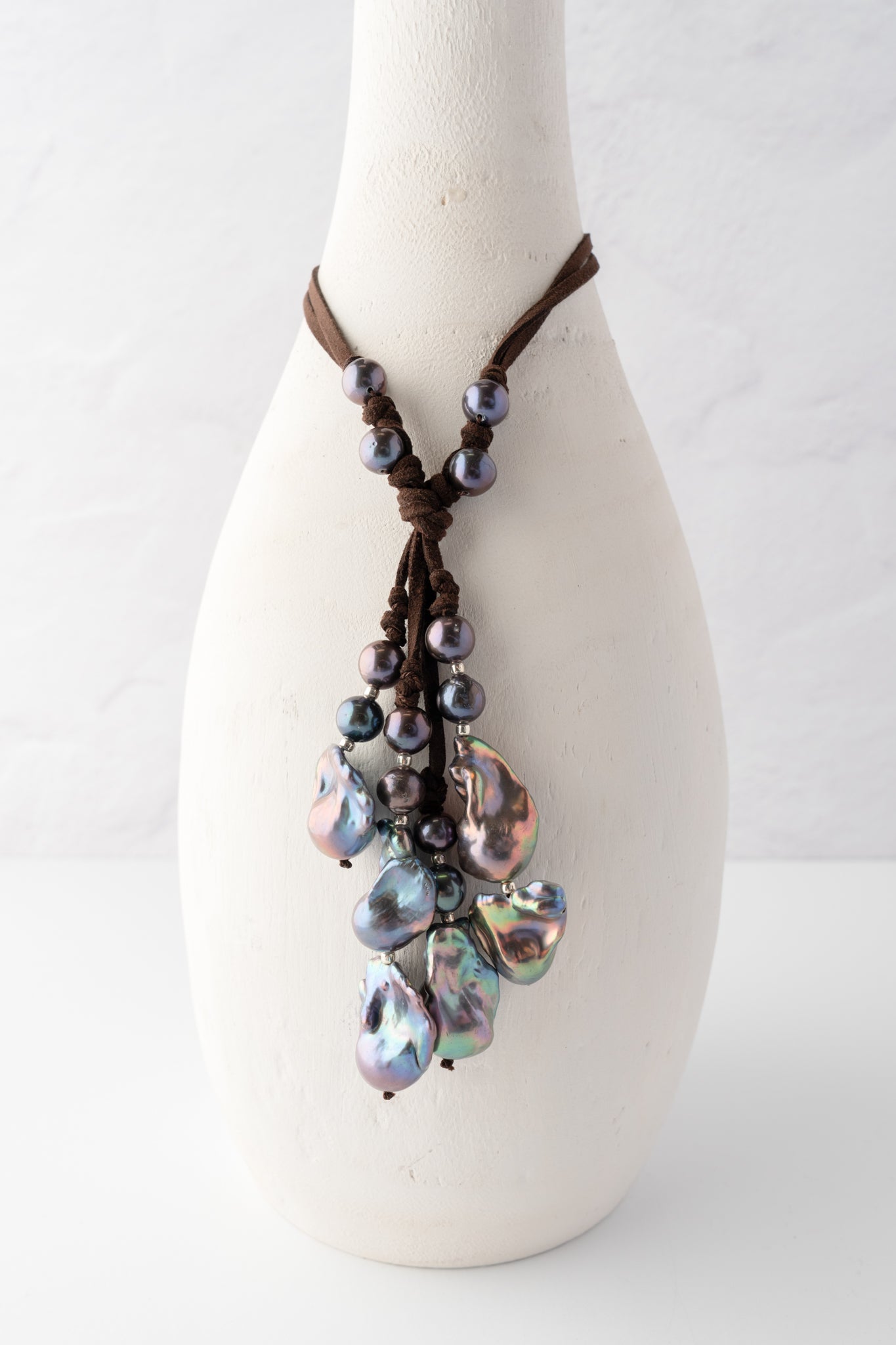 Mela Veda Pearl Necklace 